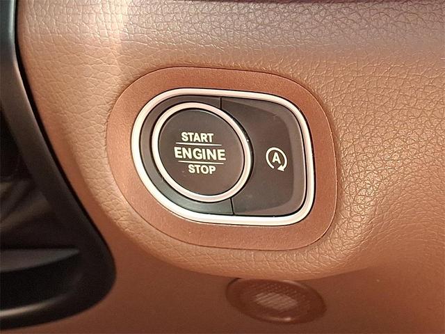 Photo of 2024 Black Mercedes-Benz GLE 450