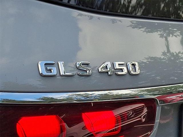 Photo of 2025 MANUFAKTUR Alpine Gray Mercedes-Benz GLS 450