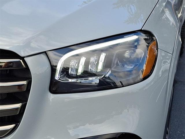 Photo of 2025 MANUFAKTUR Alpine Gray Mercedes-Benz GLS 450