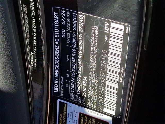 Photo of 2025 Black Mercedes-Benz GLC 300
