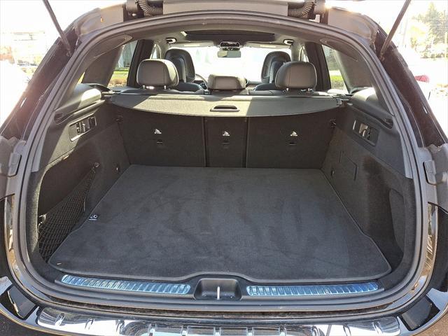 Photo of 2025 Black Mercedes-Benz GLC 300