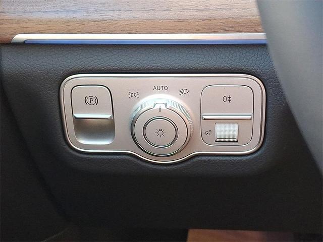 Photo of 2026 040 Mercedes-Benz GLE 450