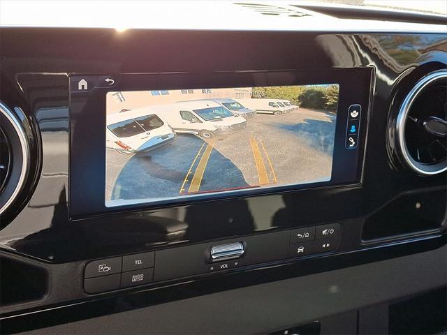 Photo of 2025 Arctic White Mercedes-Benz Sprinter 2500