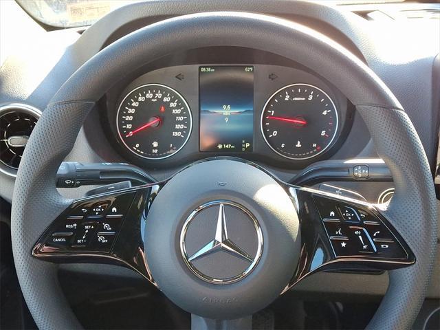 Photo of 2025 Arctic White Mercedes-Benz Sprinter 2500