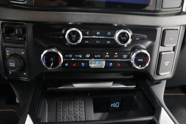 Photo of 2024 Carbonized Gray Metallic Ford F-250