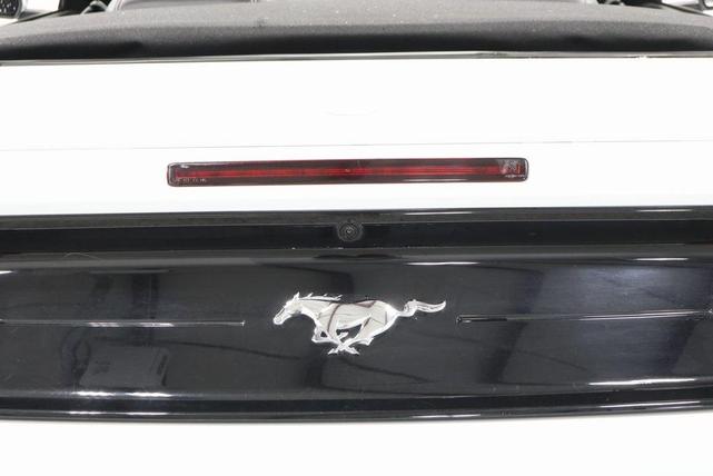 Photo of 2022 Oxford White Ford Mustang