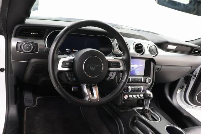 Photo of 2022 Oxford White Ford Mustang