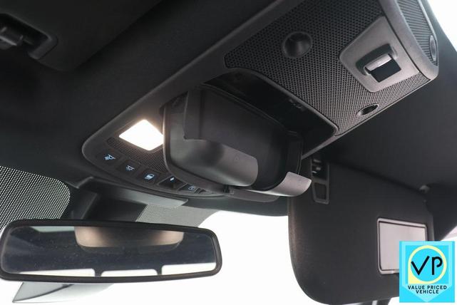 Photo of 2015 Tuxedo Black Metallic Ford F-150