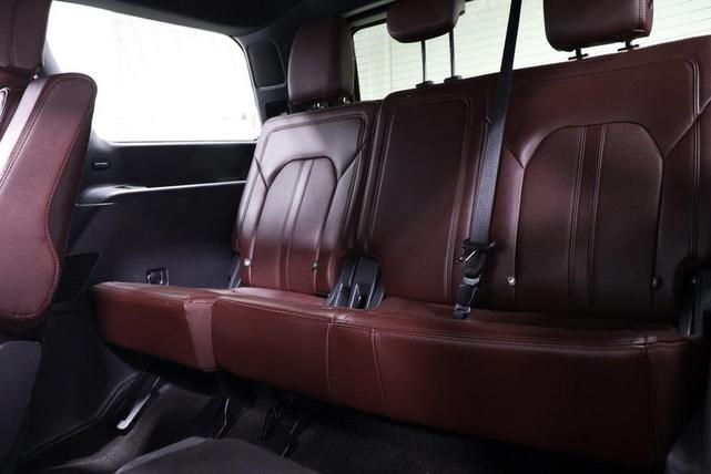 Photo of 2023 Oxford White Ford Expedition