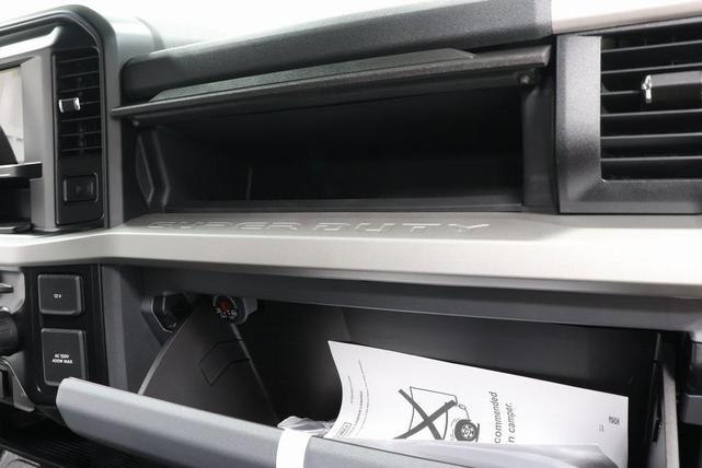 Photo of 2026 Oxford White Ford F-350