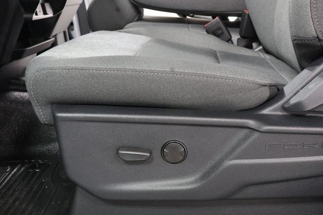 Photo of 2026 Oxford White Ford F-350