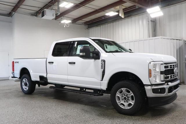 Photo of 2026 Oxford White Ford F-350