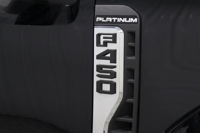 Photo of 2024 Agate Black Metallic Ford F-450