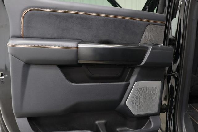 Photo of 2024 Agate Black Metallic Ford F-450