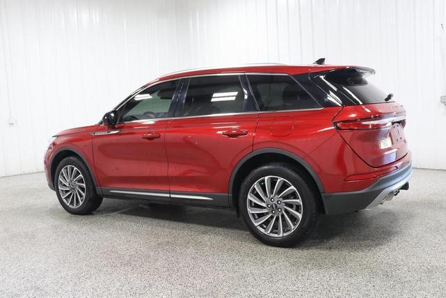 Photo of 2024 Red Carpet Metallic Tinted Clearcoat Lincoln Corsair