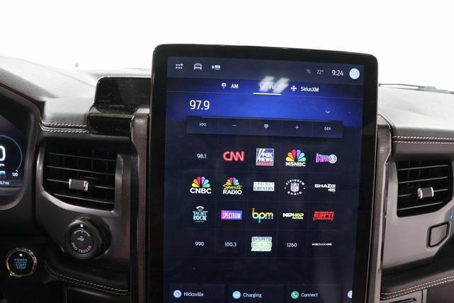 Photo of 2023 Star White Ford F-150 Lightning
