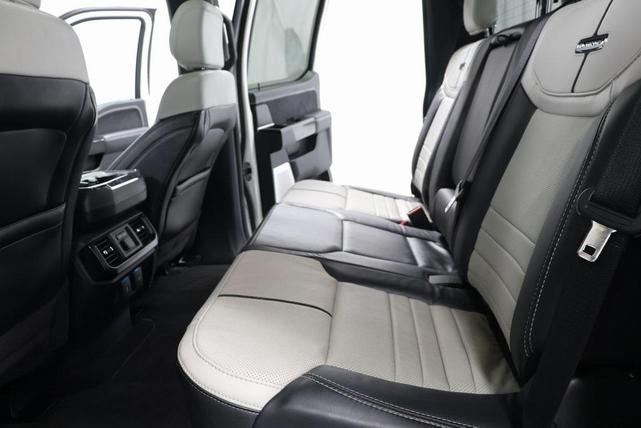 Photo of 2023 Star White Ford F-150 Lightning