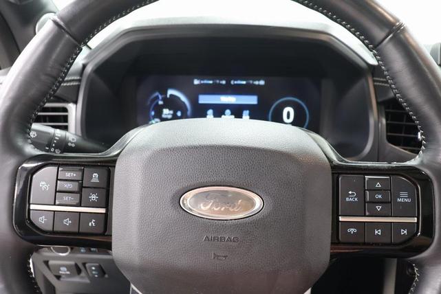 Photo of 2023 Star White Ford F-150 Lightning