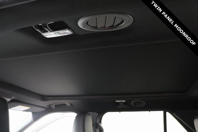 Photo of 2025 Carbonized Gray Metallic Ford Explorer