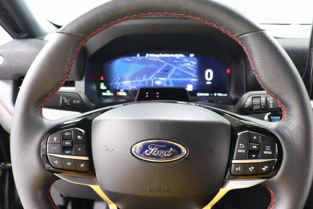 Photo of 2025 Carbonized Gray Metallic Ford Explorer