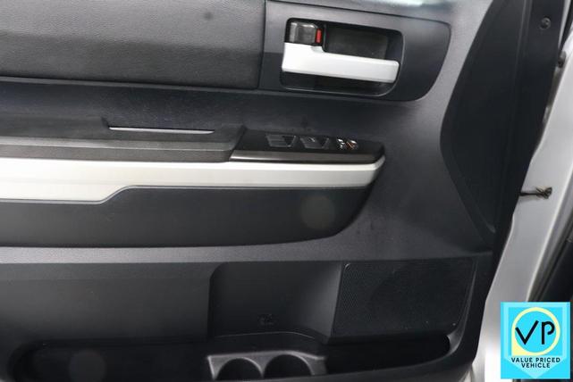 Photo of 2014 Silver Sky Metallic Toyota Tundra
