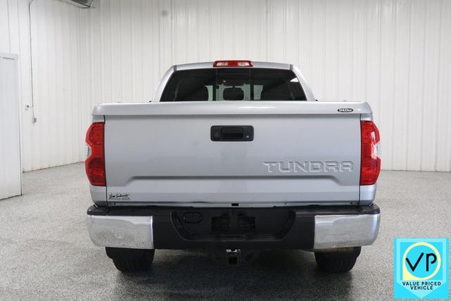 Photo of 2014 Silver Sky Metallic Toyota Tundra