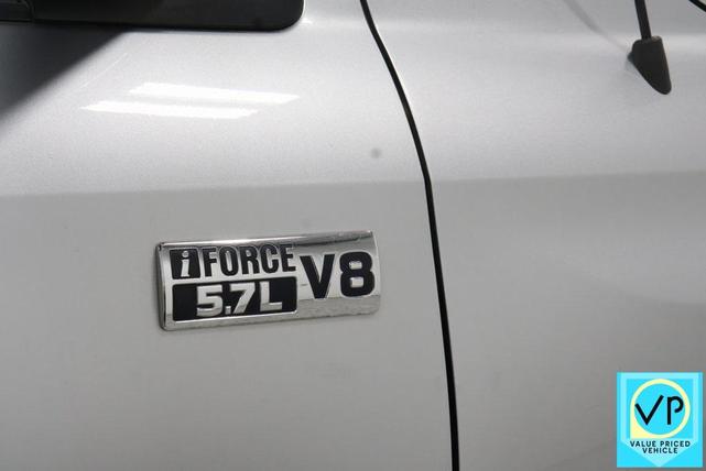 Photo of 2014 Silver Sky Metallic Toyota Tundra
