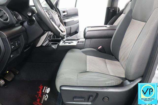 Photo of 2014 Silver Sky Metallic Toyota Tundra