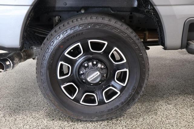 Photo of 2024 Carbonized Gray Metallic Ford F-250
