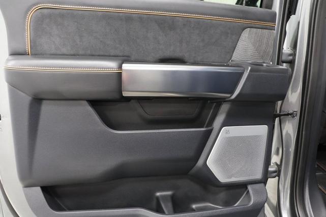 Photo of 2024 Carbonized Gray Metallic Ford F-250