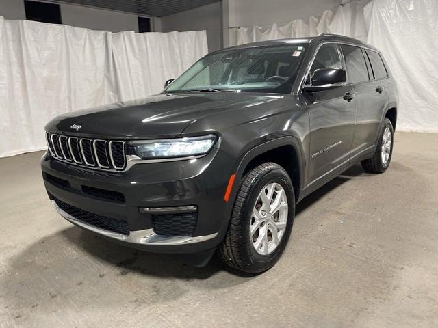 Photo of 2023 Rocky Mountain Pearlcoat Jeep Grand Cherokee L