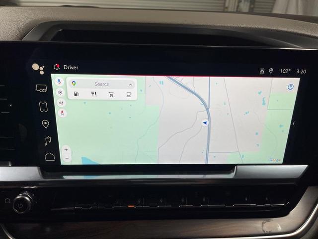 Photo of 2025 Summit White GMC Sierra 1500