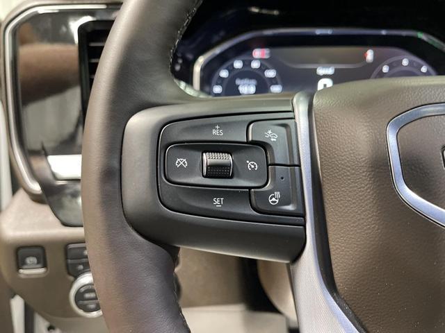 Photo of 2025 Summit White GMC Sierra 1500