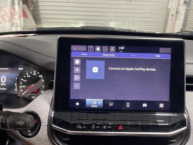 Photo of 2024 Bright White Clearcoat Jeep Compass