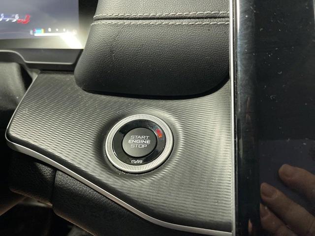 Photo of 2023 Metallic Jeep Grand Cherokee L