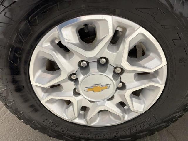 Photo of 2024 Summit White Chevrolet Silverado 2500