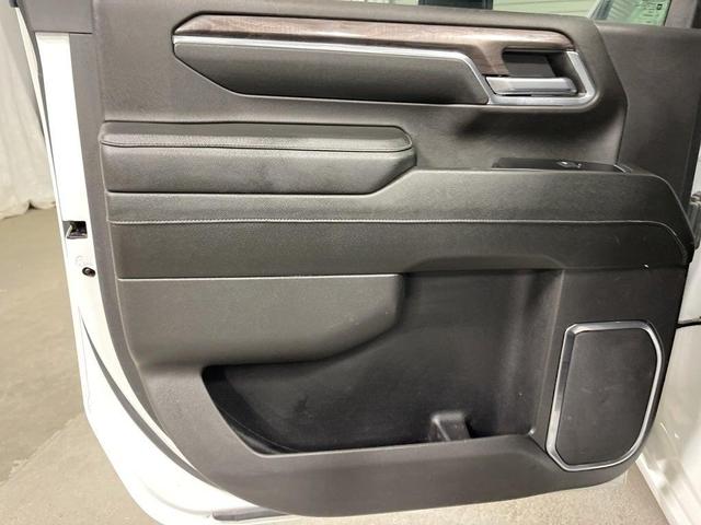 Photo of 2024 Summit White Chevrolet Silverado 2500