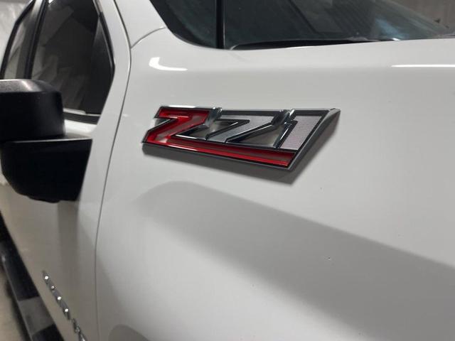 Photo of 2024 Summit White Chevrolet Silverado 2500