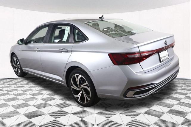 Photo of 2025 Pyrite Silver Metallic Volkswagen Jetta