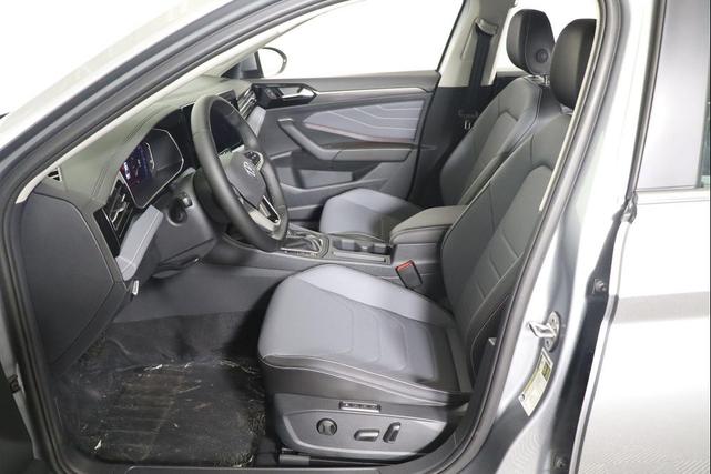 Photo of 2025 Pyrite Silver Metallic Volkswagen Jetta