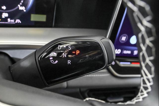 Photo of 2025 Platinum Gray Metallic Volkswagen Tiguan