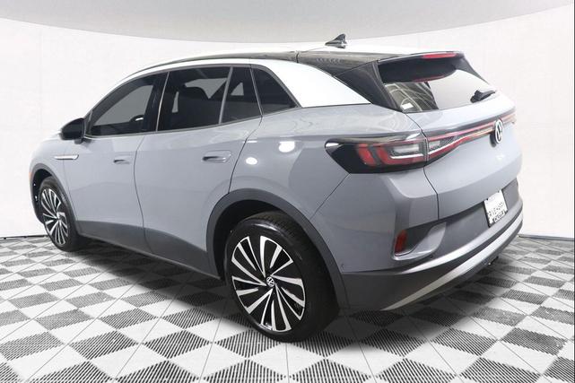 Photo of 2023 Gray Volkswagen ID.4