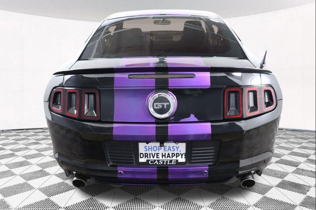 Photo of 2014 Black Ford Mustang