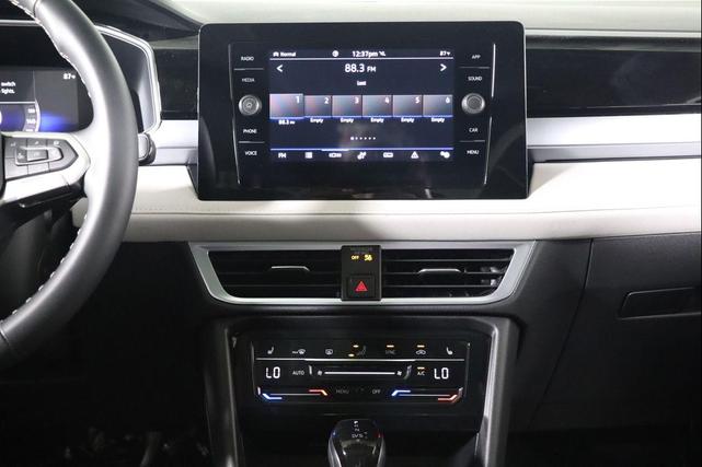 Photo of 2025 Platinum Gray Metallic Volkswagen Taos