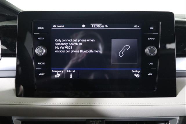 Photo of 2025 Platinum Gray Metallic Volkswagen Taos