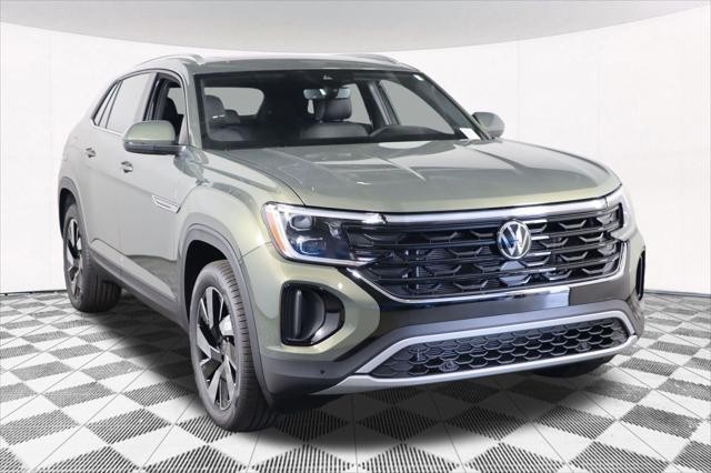 Photo of 2025 Avocado Green Pearl Volkswagen Atlas Cross Sport