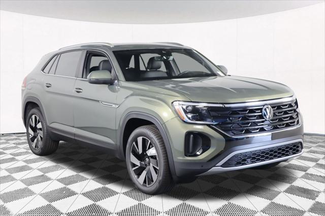 Photo of 2025 Avocado Green Pearl Volkswagen Atlas Cross Sport