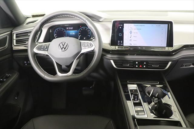 Photo of 2025 Avocado Green Pearl Volkswagen Atlas Cross Sport