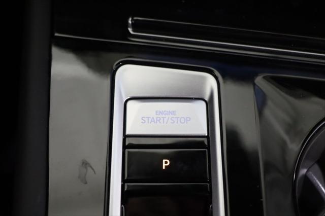 Photo of 2025 Avocado Green Pearl Volkswagen Atlas Cross Sport