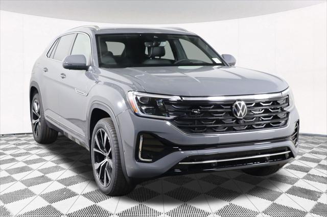 Photo of 2025 Pure Gray Volkswagen Atlas Cross Sport